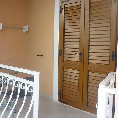 Apartments Kapetan Jure Brela Room photo