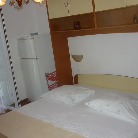 Apartments Kapetan Jure Brela Room photo