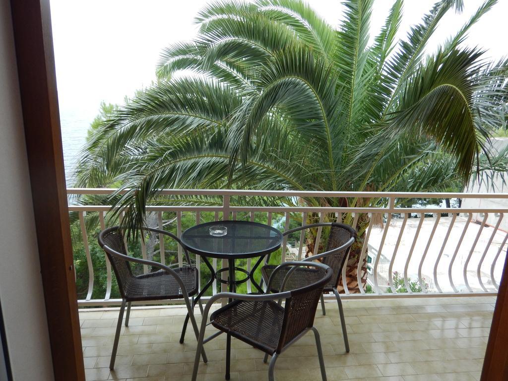 Kapetan Jure Apartment Brela